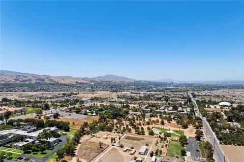View/Area - 78 Crocus, Redlands, CA 92373 photo 4 of 4