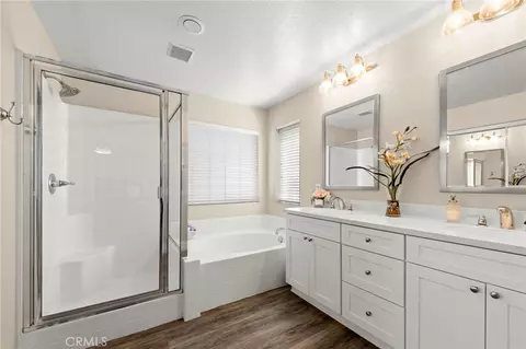 Bath - 78 Crocus, Redlands, CA 92373 photo 3 of 4