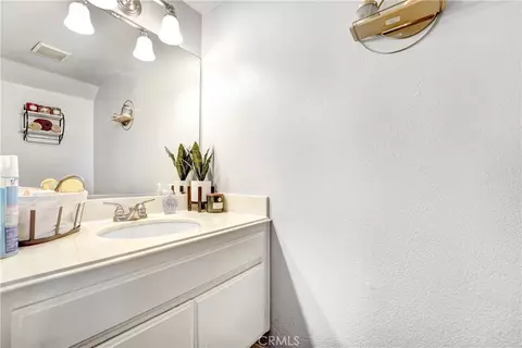 810 W Compton #16, Compton, CA 90220 photo 5