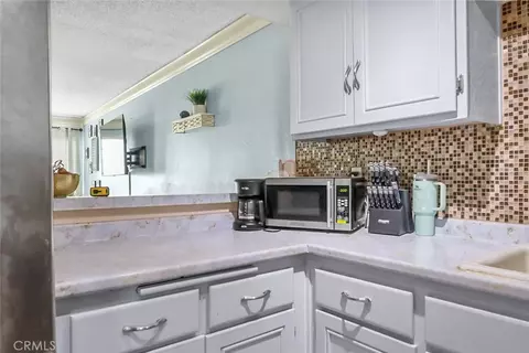 810 W Compton #16, Compton, CA 90220 photo 5