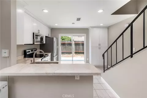 Kitchen - 10340 Carefree Dr, Santee, CA 92071 photo 2 of 4