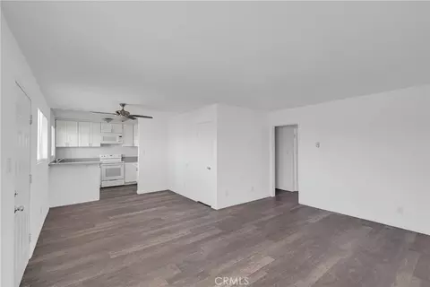 Living - 5530 Ackerfield #508, Long Beach, CA 90805 photo 3 of 4