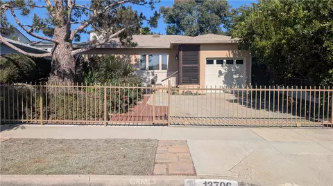 13706 S Berendo, Gardena, CA 90247