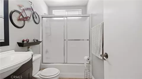Bath - 14405 Cedar, Hesperia, CA 92344 photo 5 of 5