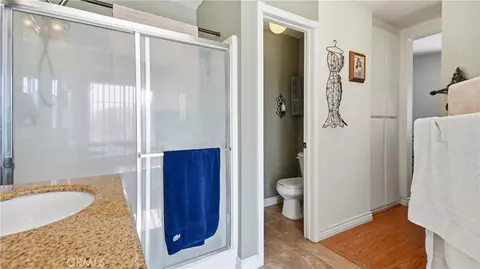 Bath - 14405 Cedar, Hesperia, CA 92344 photo 3 of 5
