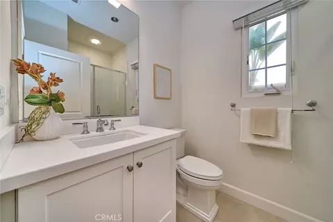 Bath - 53 Open Range, Irvine, CA 92602 photo 2 of 10