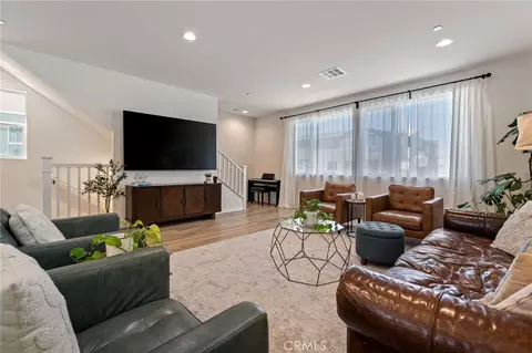 Living - 924 E 3rd St, Santa Ana, CA 92701 photo 1 of 2