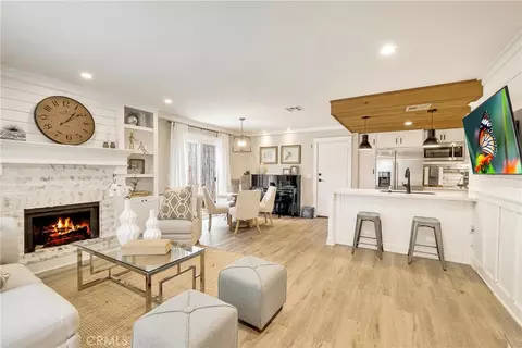 6431 Rugby Ave #E, Huntington Park, CA 90255
