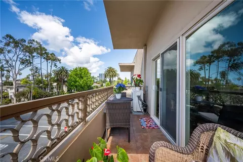 Exterior - 3401 E 1st, Long Beach, CA 90803 photo 5 of 7