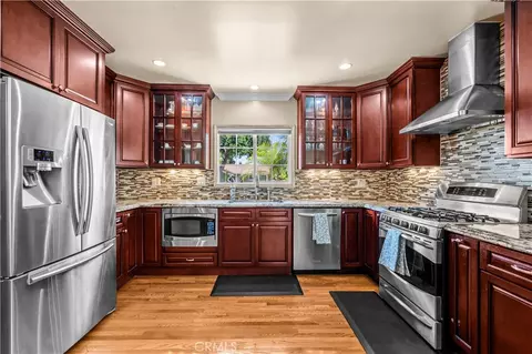 Kitchen - 6741 E Huntdale, Long Beach, CA 90808 photo 4 of 8