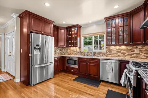 Kitchen - 6741 E Huntdale, Long Beach, CA 90808 photo 5 of 8