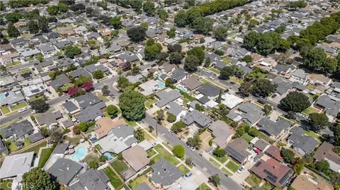 View/Area - 6741 E Huntdale, Long Beach, CA 90808 photo 5 of 8