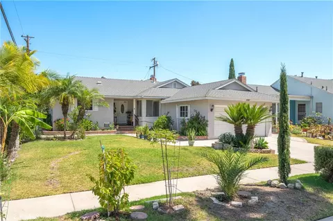 Exterior - 6741 E Huntdale, Long Beach, CA 90808 photo 3 of 11