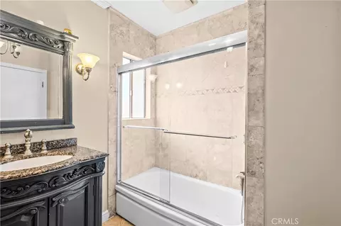 Bath - 6741 E Huntdale, Long Beach, CA 90808 photo 6 of 6