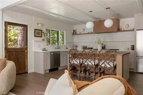 Kitchen - 191 John Muir, Lake Arrowhead, CA 92352 photo 1 of 9