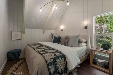 Bedroom - 191 John Muir, Lake Arrowhead, CA 92352 photo 10 of 12