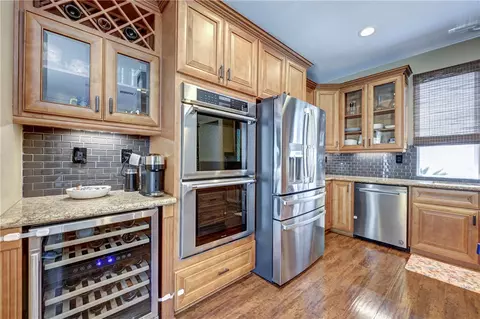 Kitchen - 6781 E Boscana Ct, Orange, CA 92867 photo 4 of 5