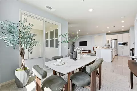 Dining - 1184 Epic, Irvine, CA 92618 photo 4 of 4