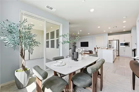 Dining - 1184 Epic, Irvine, CA 92618 photo 4 of 4