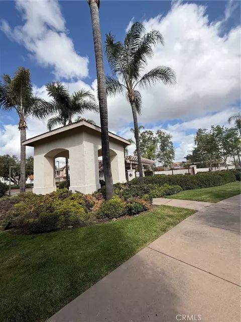 Exterior - 200 River Rock Ct, Santee, CA 92071 photo 7 of 12