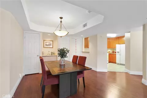 Dining - 801 Pine Ave #310, Long Beach, CA 90813 photo 3 of 3
