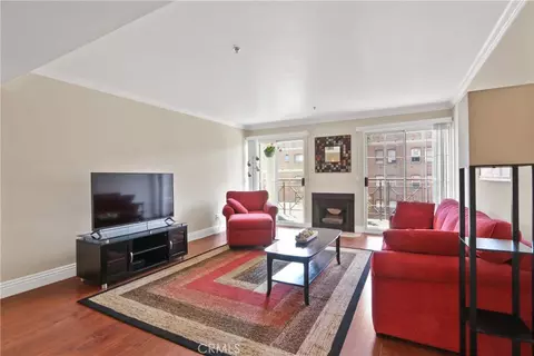 Living - 801 Pine Ave #310, Long Beach, CA 90813 photo 1 of 2