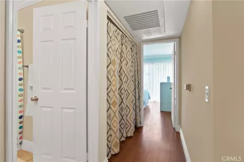 Entry Way - 801 Pine Ave #310, Long Beach, CA 90813 photo 1 of 1