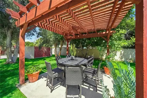 Exterior - 1665 E 68th #21, Long Beach, CA 90805 photo 6 of 8