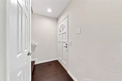 Entry Way - 1665 E 68th #21, Long Beach, CA 90805 photo 3 of 4
