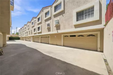 Exterior - 1665 E 68th #21, Long Beach, CA 90805 photo 4 of 8