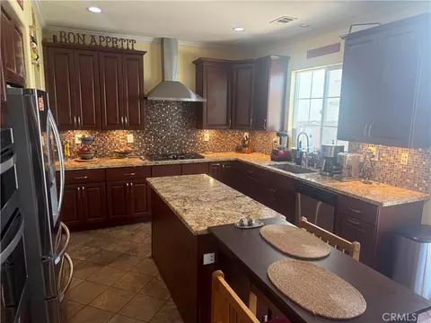 Kitchen - 16 Bower Ln, Ladera Ranch, CA 92694 photo 1 of 7
