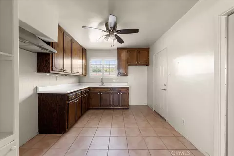 Other - 2904 W Caldwell St, Compton, CA 90220 photo 2 of 5