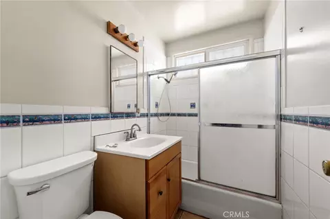 Bath - 2904 W Caldwell St, Compton, CA 90220 photo 1 of 2