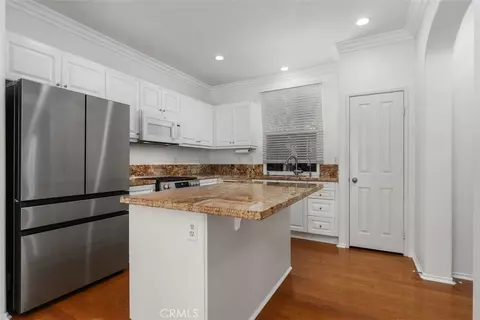 Kitchen - 60 Avondale, Irvine, CA 92602 photo 1 of 1