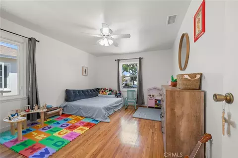 Bedroom - 941 E Ridgewood, Long Beach, CA 90807 photo 3 of 3