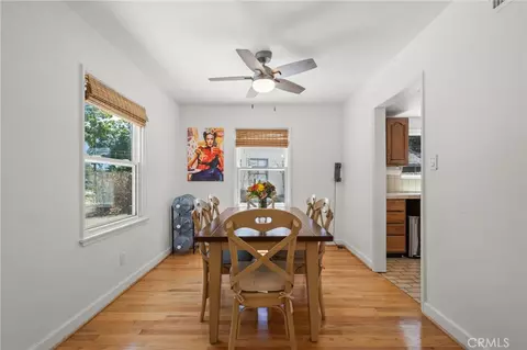 Dining - 941 E Ridgewood, Long Beach, CA 90807 photo 1 of 2