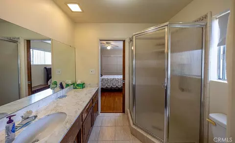 Bath - 9321 Sideview, Downey, CA 90240 photo 1 of 2