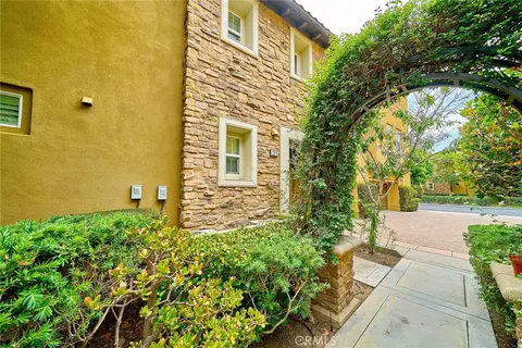 Exterior - 31 Gingerwood, Irvine, CA 92603 photo 8 of 11