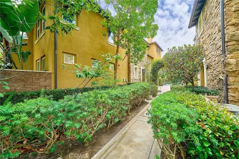 Exterior - 31 Gingerwood, Irvine, CA 92603 photo 7 of 11