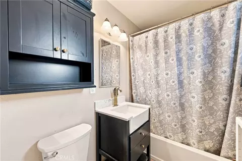 Bath - 17527 Harwick Ct, Carson, CA 90746 photo 2 of 3