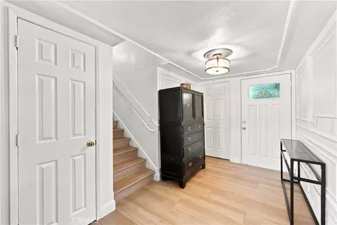 Entry Way - 17527 Harwick Ct, Carson, CA 90746 photo 3 of 5