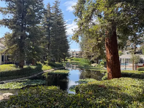 View/Area - 700 E Lk #67, Orange, CA 92866 photo 1 of 2
