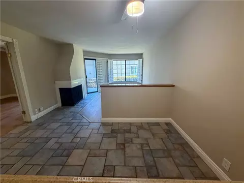 Living - 700 E Lk #67, Orange, CA 92866 photo 2 of 6