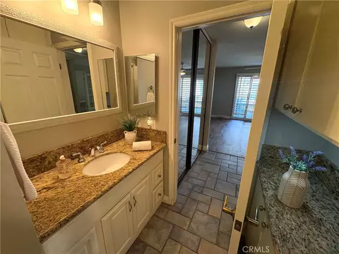 Bath - 700 E Lk #67, Orange, CA 92866 photo 1 of 2