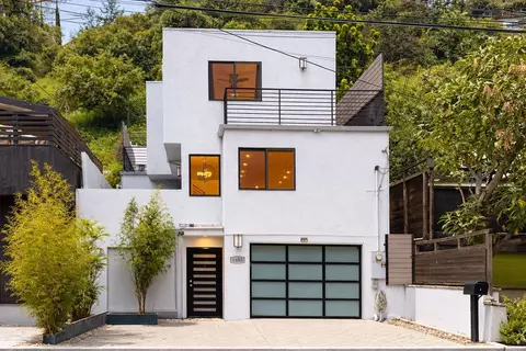 1655 N Beverly Gln, Los Angeles, CA 90077