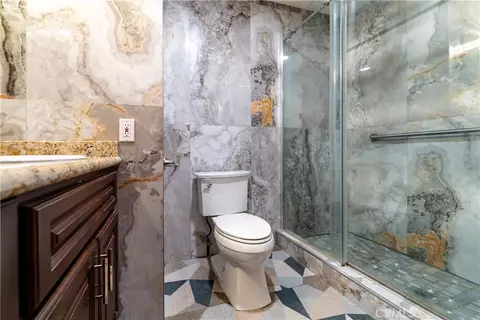 Bath - 7497 Star Pine Cir, Highland, CA 92346 photo 1 of 7