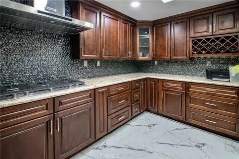 Kitchen - 7497 Star Pine Cir, Highland, CA 92346 photo 3 of 5