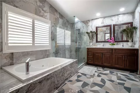 Bath - 7497 Star Pine Cir, Highland, CA 92346 photo 5 of 8
