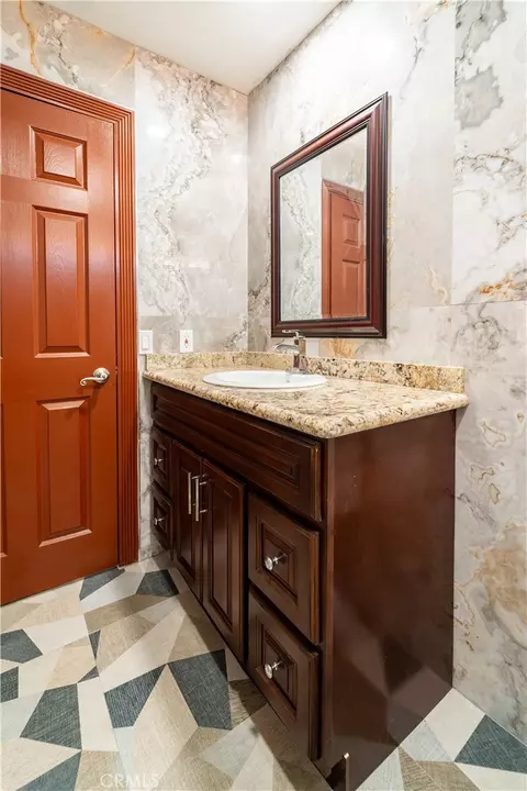 Bath - 7497 Star Pine Cir, Highland, CA 92346 photo 6 of 7