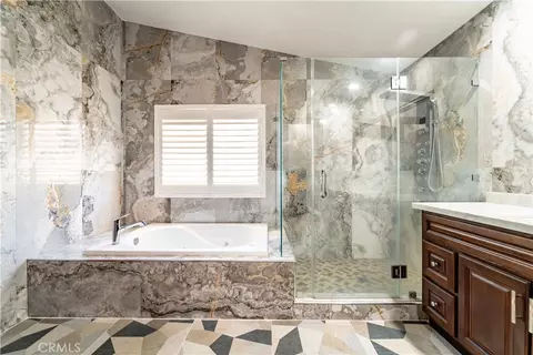 Bath - 7497 Star Pine Cir, Highland, CA 92346 photo 2 of 7